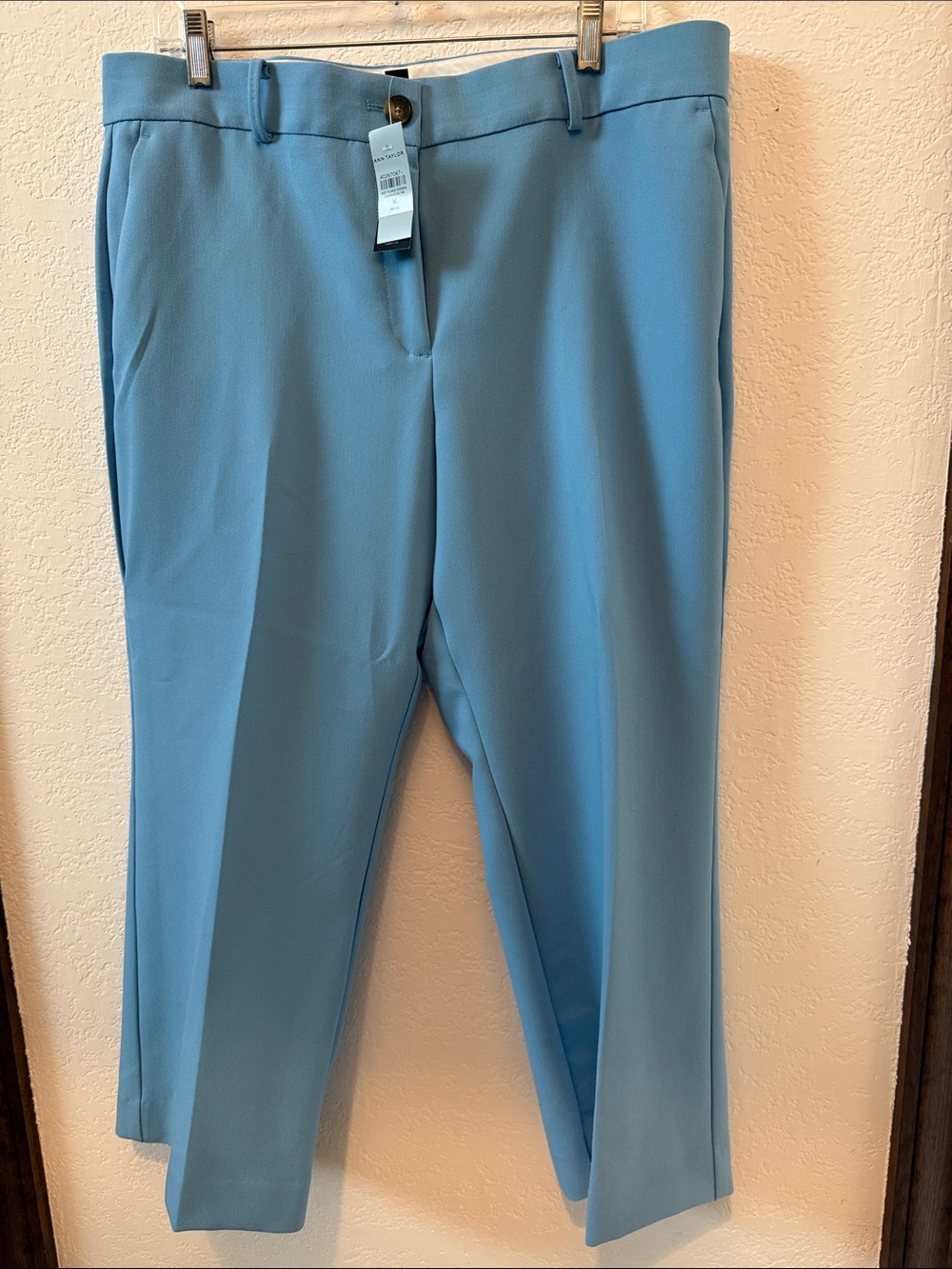 Ann Taylor The Jayne Cropped Mid-Rise Trousers in Light Blue NWT